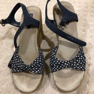 American Eagle wedges